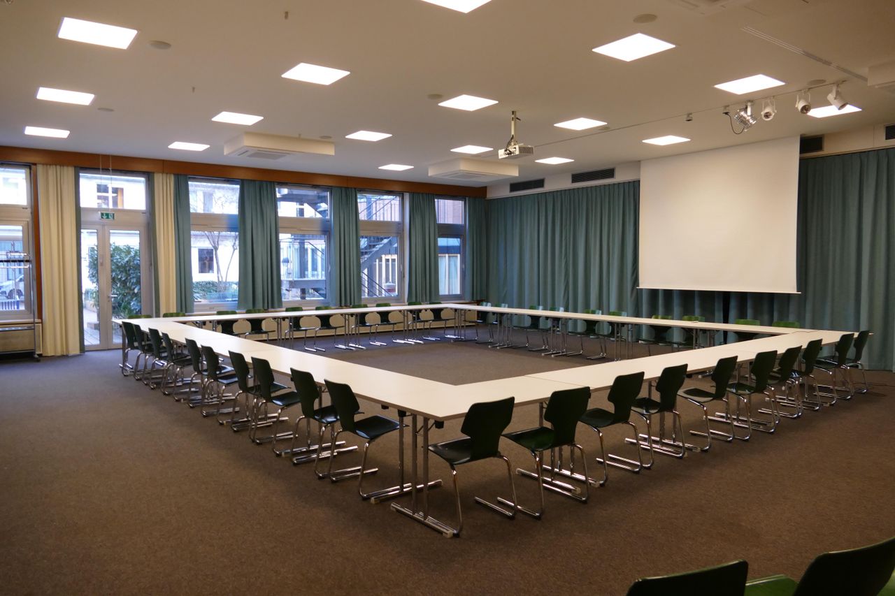München  Boardrooms CVJM Haus - Großer Saal image 4