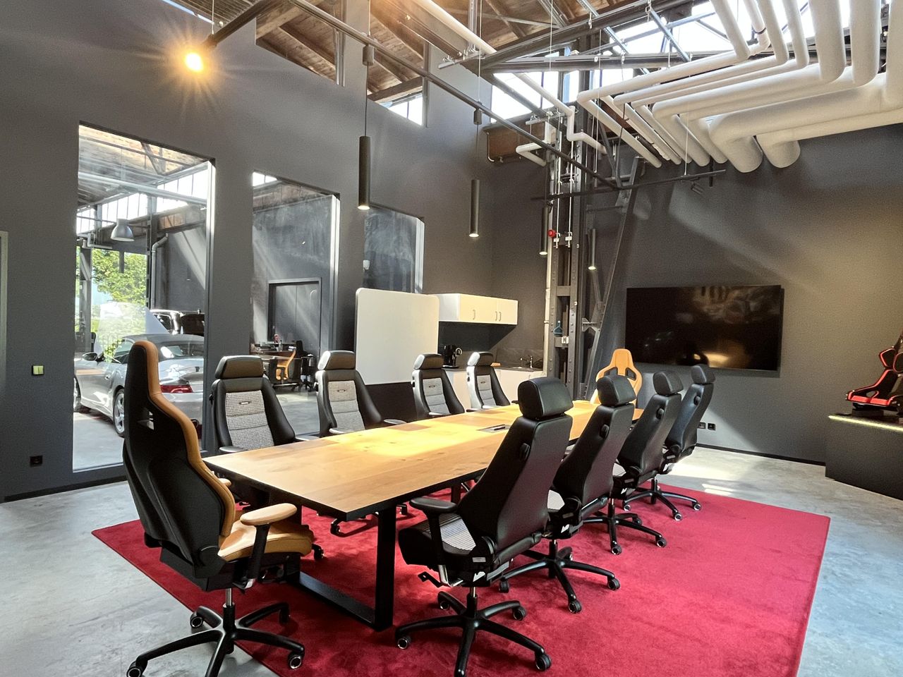 Berlin  Eventlocations FullMotion SimRacing Center + Tagungsraum & Outdoor Area image 10