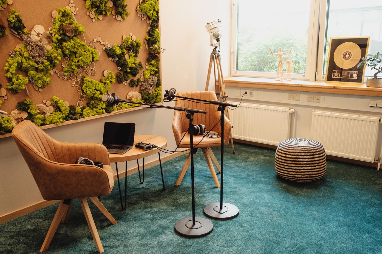 Leipzig Kreatives Meeting Coworking Space Podcast-Studio in Leipzig mieten image 3