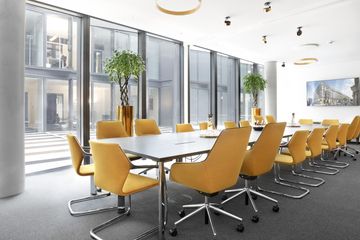 Hamburg Offsite Meeting Business Center Beatles image 0