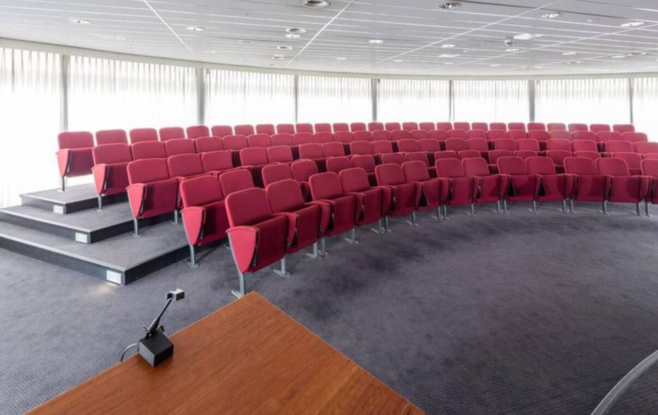 Almere  Vergaderruimtes en vergaderlocaties Auditorium image 1