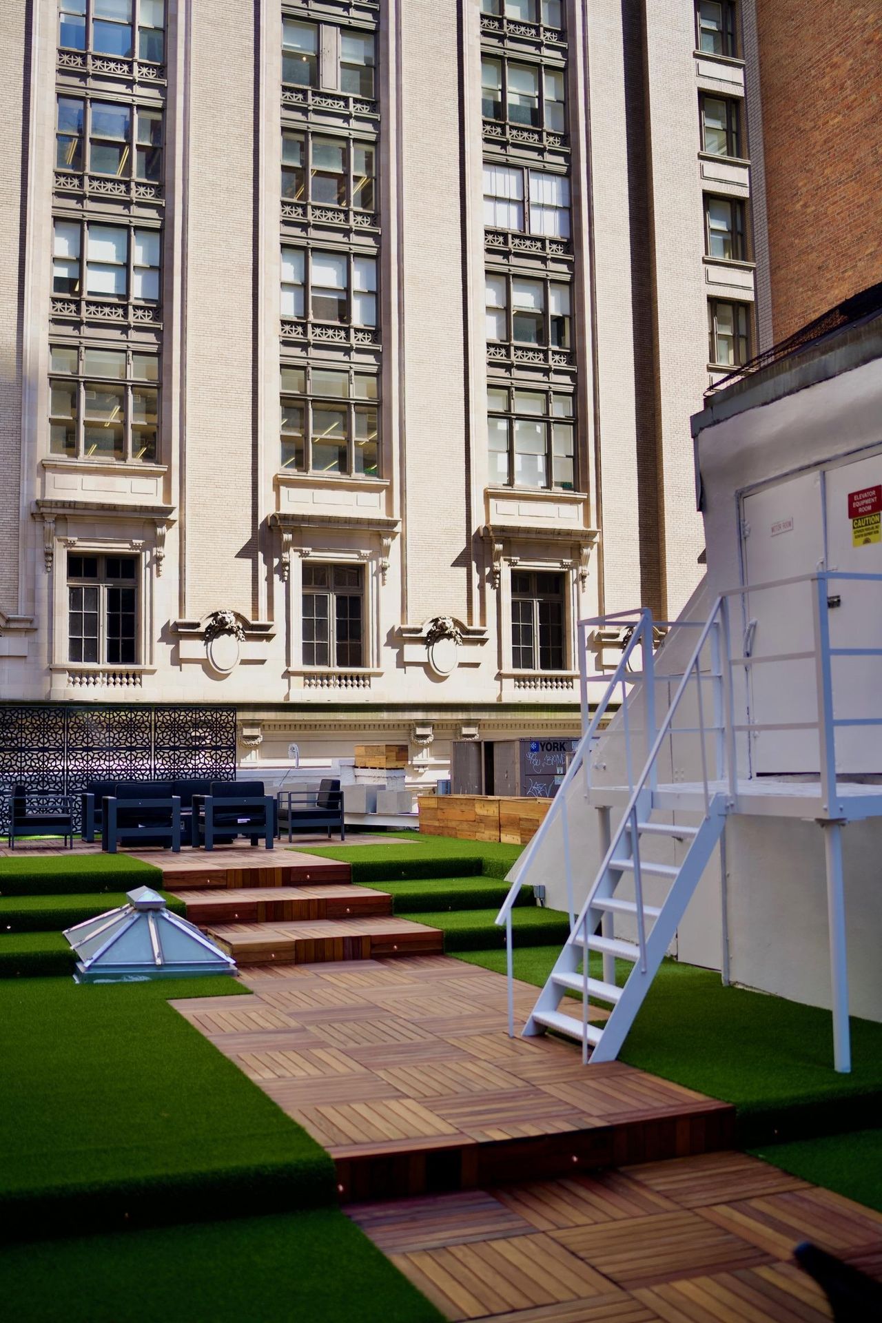 New York Creative Meeting Rooftop 6th Floor Rooftop Lounge at Loft39 image 10