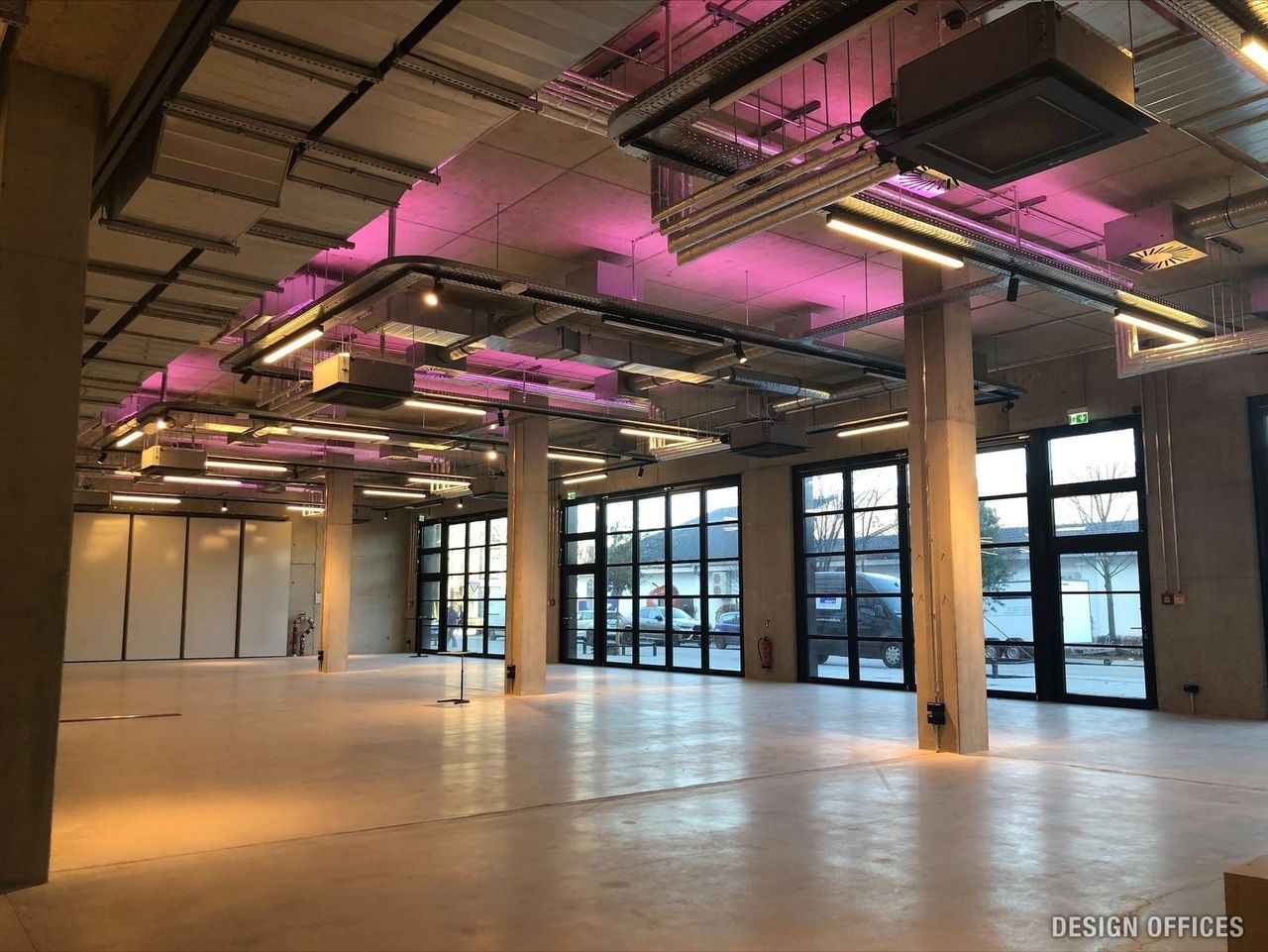 München  Bedrijvencentrum Arena II image 2