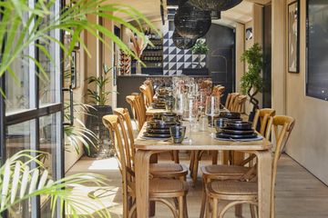 London Boat Paddington East image 2