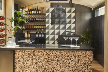 London Boat Paddington East image 4