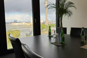 Düsseldorf Mobiles Arbeiten Conferentiezalen Konferenzraum River image 7