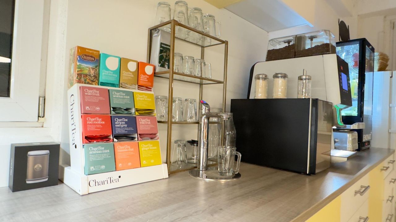 Hamburg  Kochstudio kitchen image 3