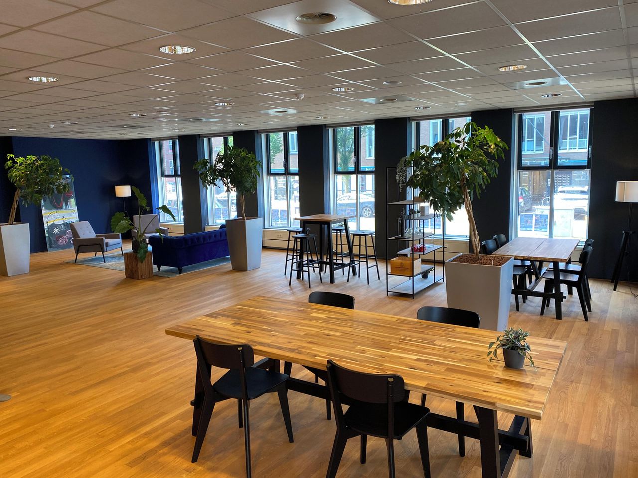 Enschede Client Meeting Business center Public Business Lounge image 3