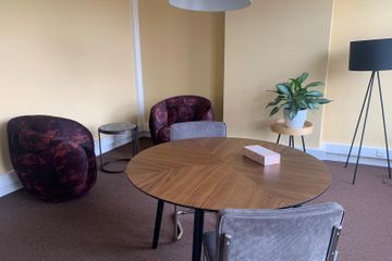 The Hague Klantafspraak Büroräume Een ruimte voor 2 personen image 1