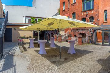 Berlin  Eventlocation Hoftheke image 1