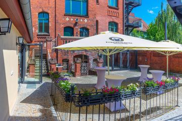 Berlin Eventlocation Hoftheke image 11