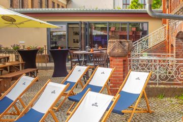 Berlin Eventlocation Hoftheke image 7