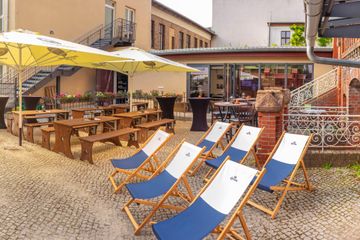 Berlin Eventlocation Hoftheke image 8