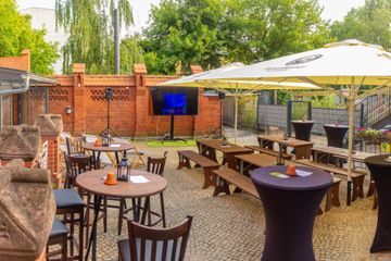 Berlin Eventlocation Hoftheke image 9