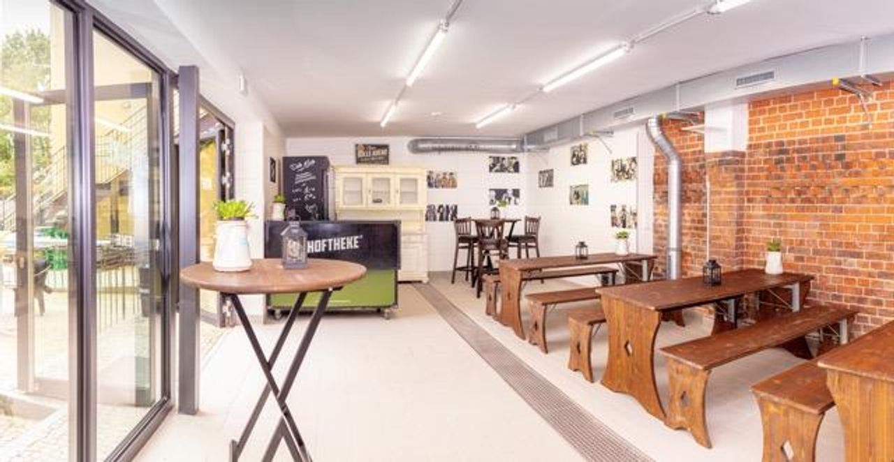 Berlin  Eventlocation Hoftheke image 17