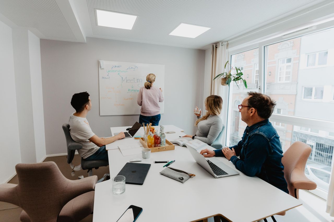 Cologne Kunden-Meeting Meeting rooms Meetingraum image 4