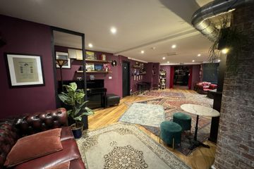 London  Bar Fidelio image 1