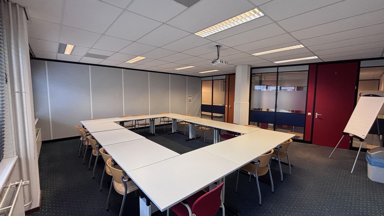 Hengelo  Meeting room Vergaderkamer 026 image 1