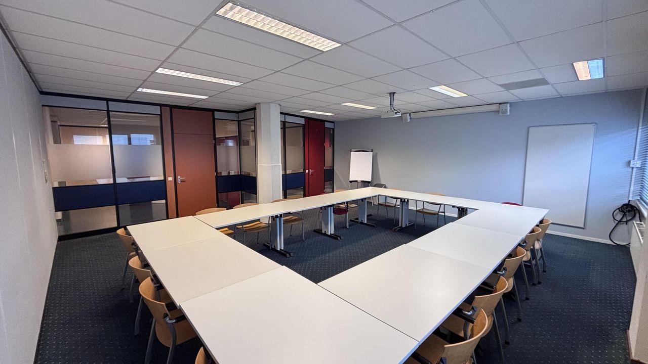 Hengelo  Meetingraum Vergaderkamer 026 image 3