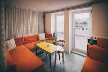 Berlin Offsite Meeting Cafe Cafe Daddy image 0