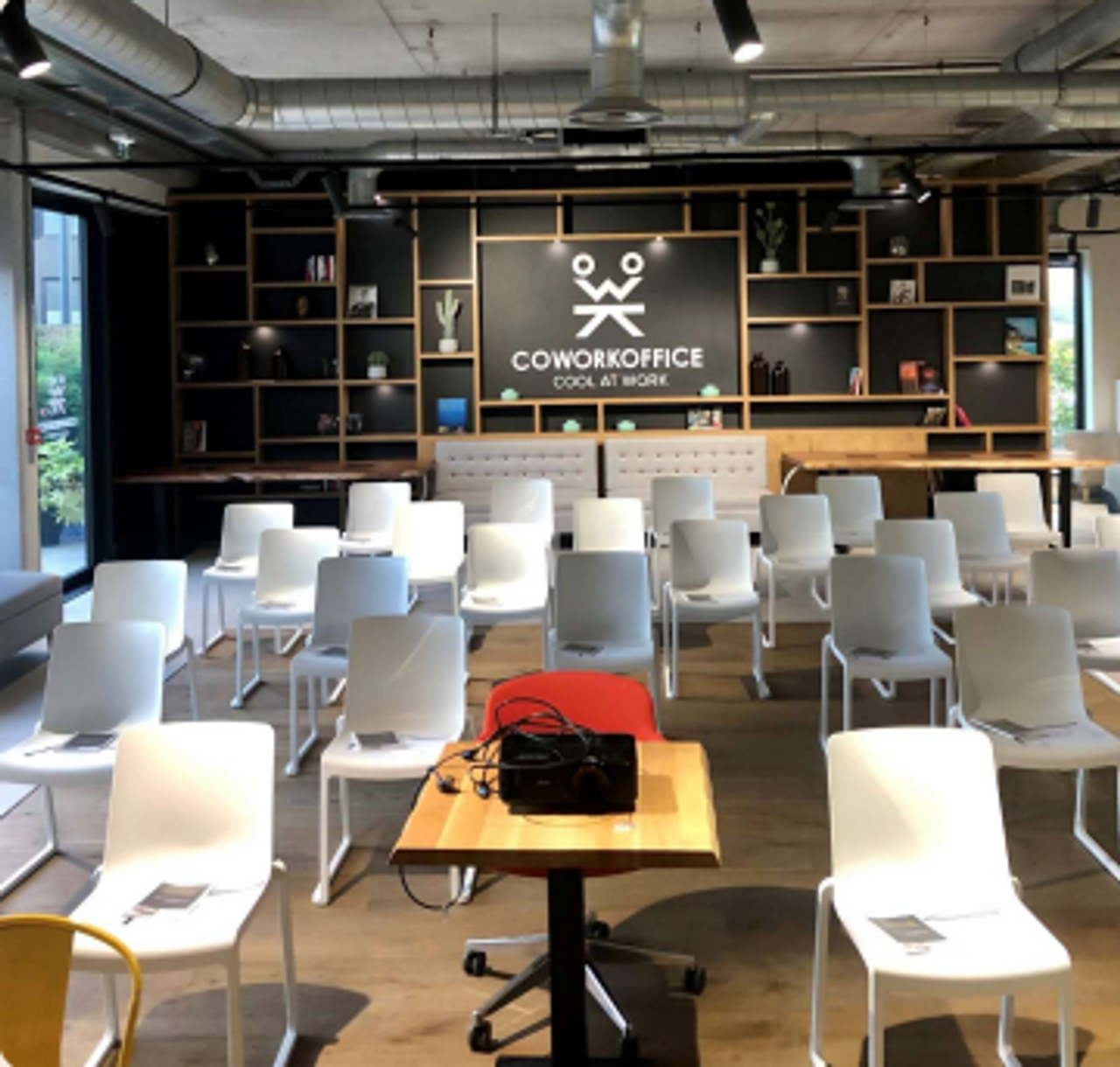 Rest of the World  Coworking spaces BELLEDONNE image 0