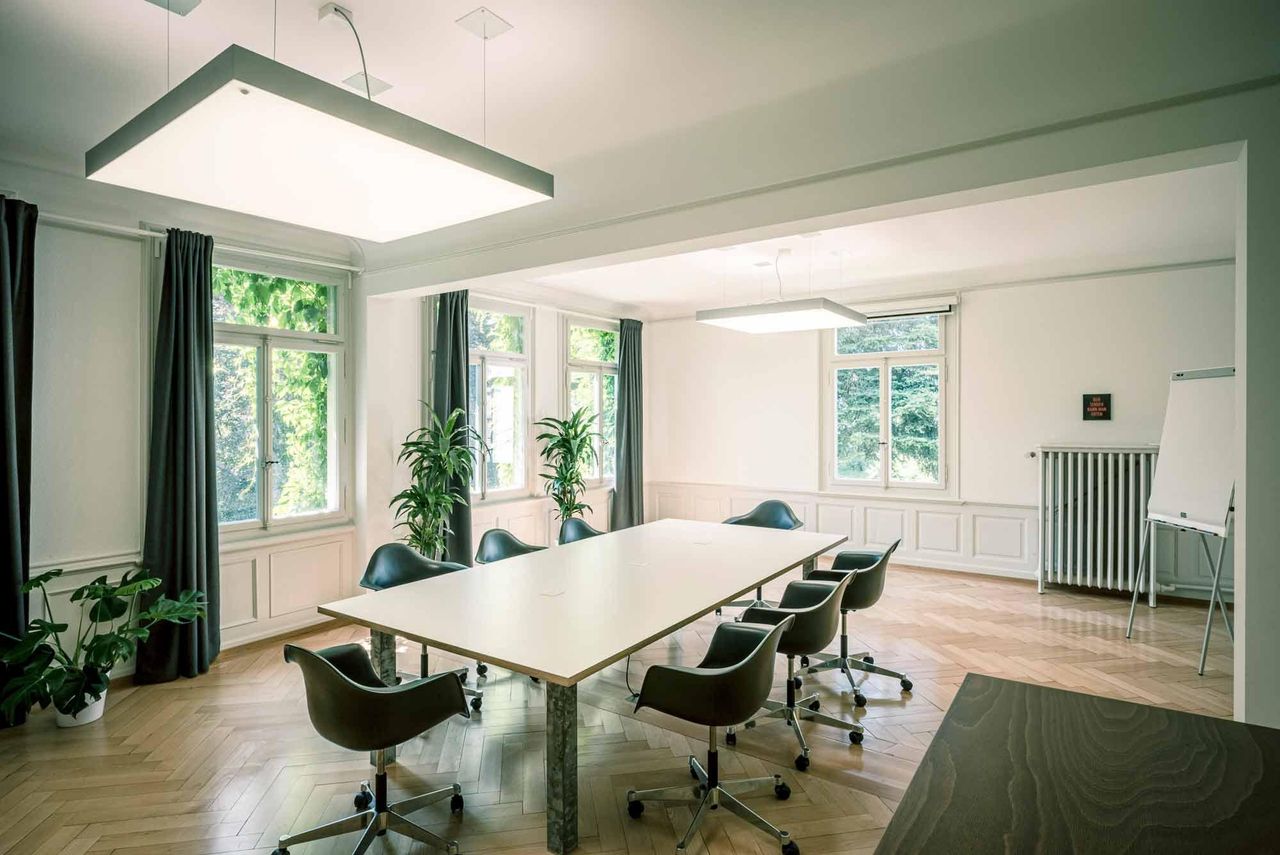 Rest der Welt Kundengespräch  Sitzungszimmer image 2