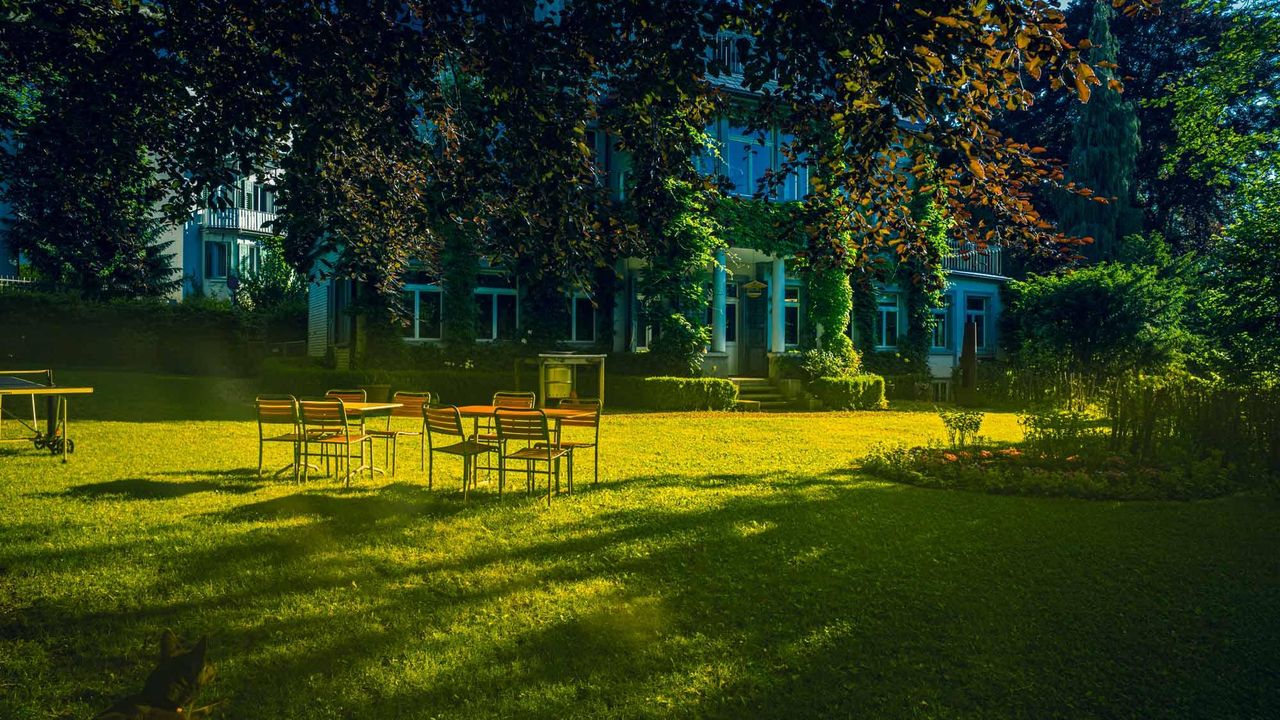 Rest der Welt Kundengespräch  Sitzungszimmer image 3