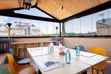 Madrid Dakterras SLEEP'N Rooftop image 5