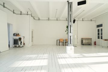 Berlin  Meeting room WELCOME STUDIO image 1