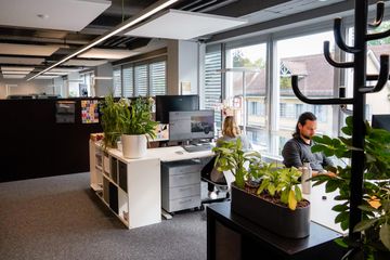 Winterthur Meeting room Sitzungszimmer 2 image 3