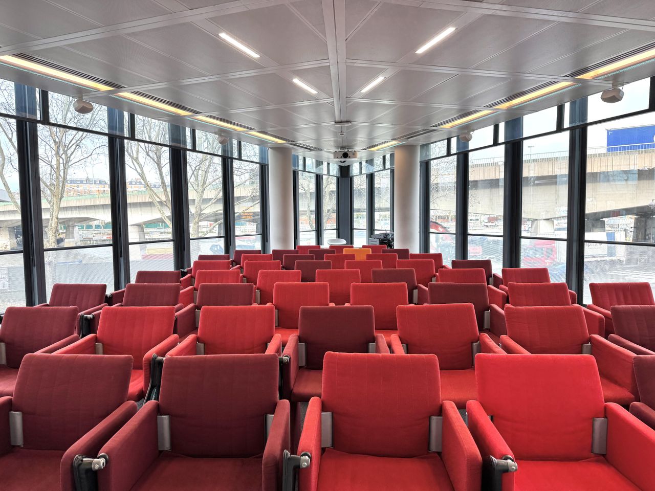 Parijs  Bedrijvencentrum Amphithéâtre Rubis image 0