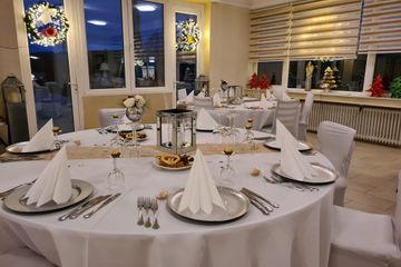 Rest of the World Christmas Party Corporate event spaces Ristorante Haus Burger image 6