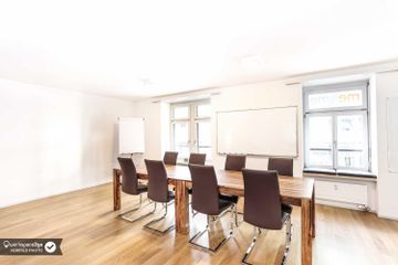 Zürich Kreatives Meeting 1. OG links image 1