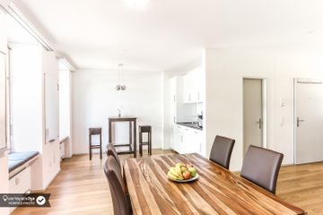 Zürich Kreatives Meeting 1. OG links image 8