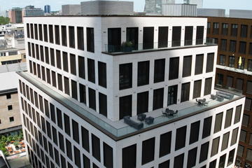 Frankfurt am Main Terrace image 6