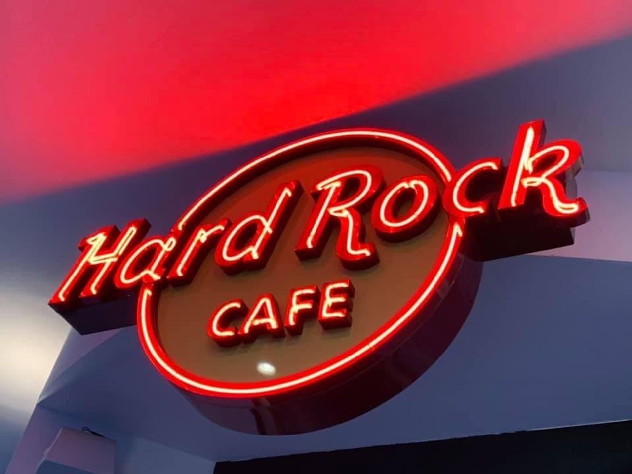 Berlin Christmas Party Cafe Rockige Location mit Kult-Status image 9