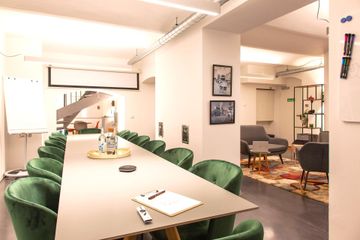 München  Boardroom KreativGeschoss image 17