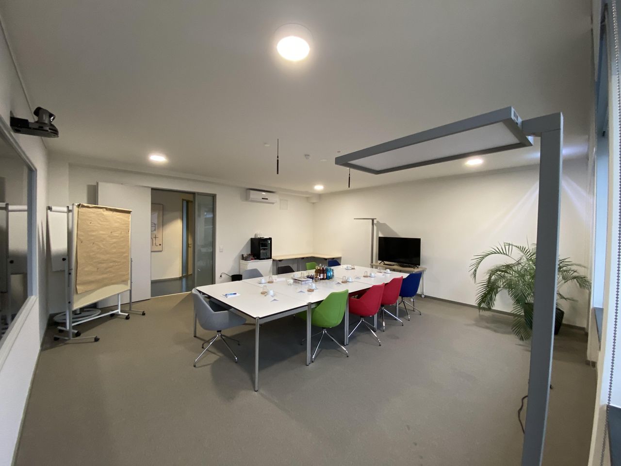 Berlin Mobiles Arbeiten Büroraum Meeting Gruppen Raum  Berlin image 6