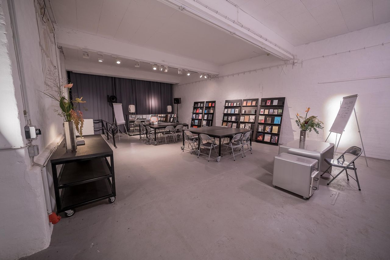 Düsseldorf Kreatives Meeting Studio  image 16