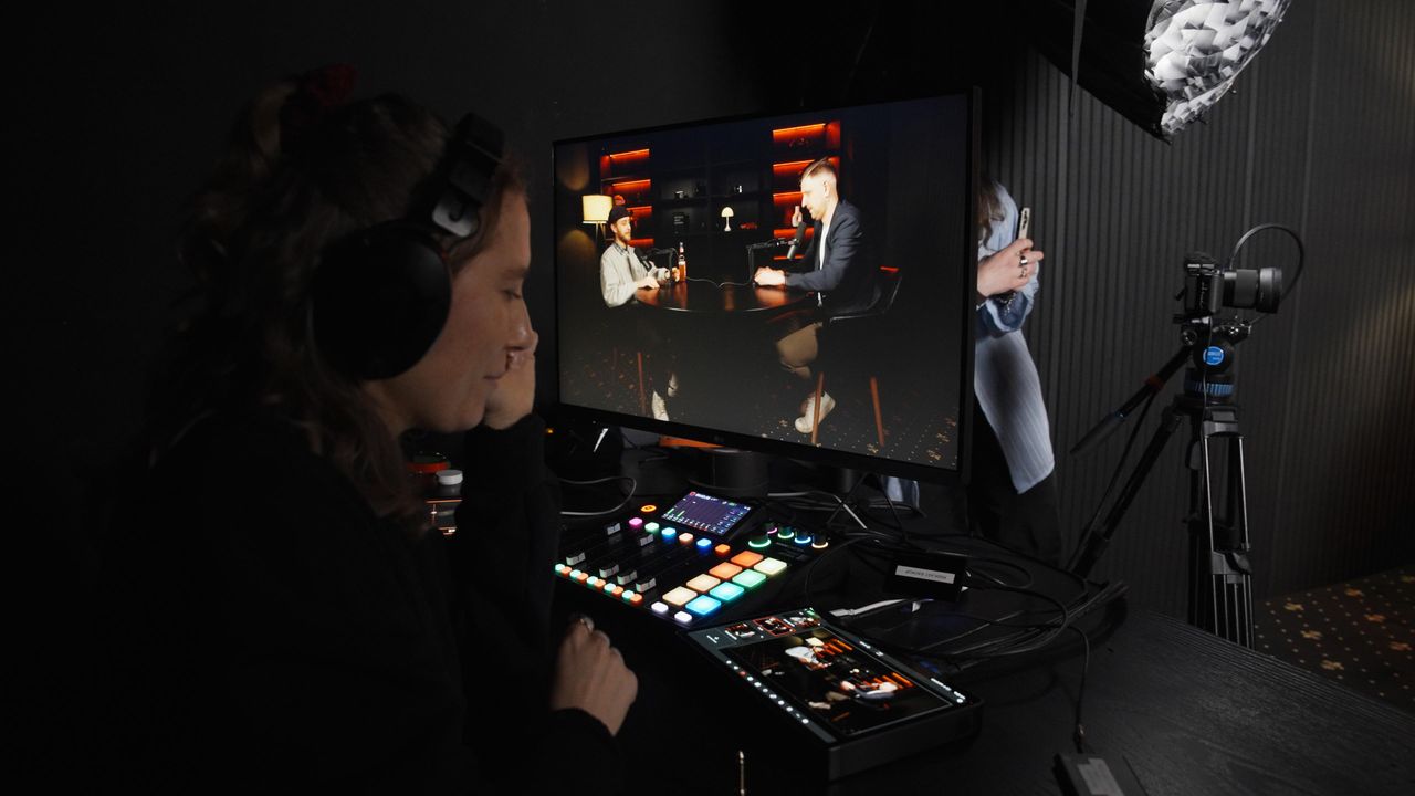 Köln  Studio Video Studio Podcast image 2