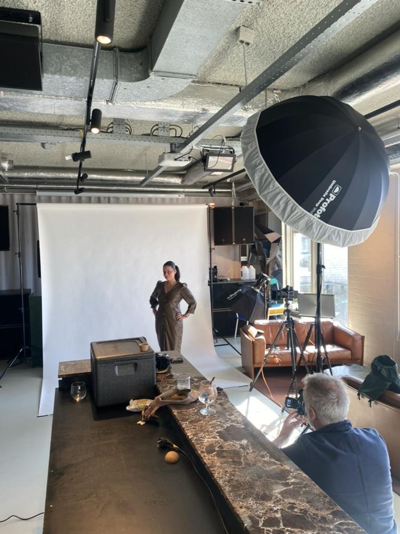 Amsterdam  Restaurant Main Bar / Restaurant Space image 14