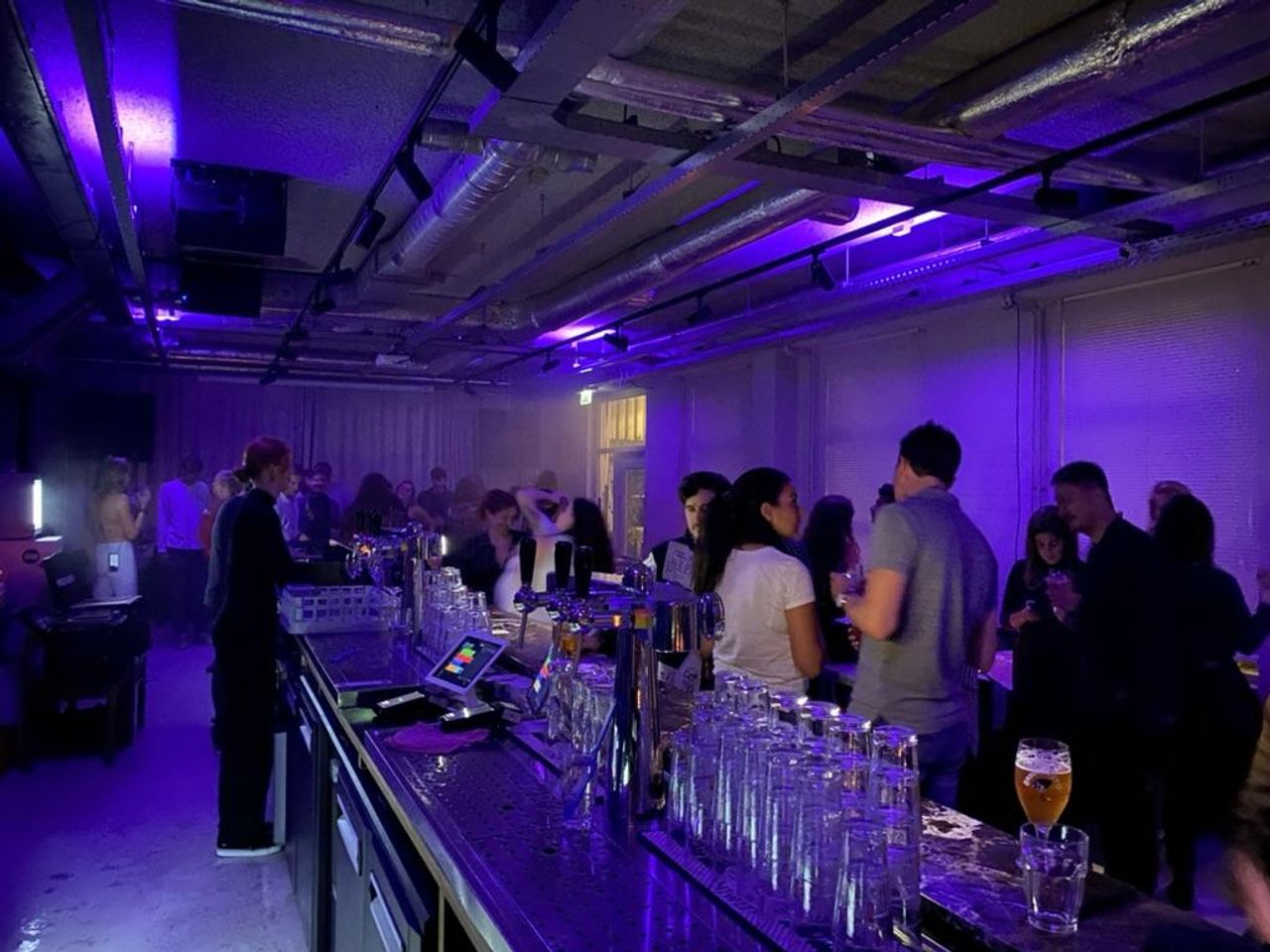 Amsterdam  Restaurant Main Bar / Restaurant Space image 12