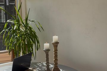 Leiden Workspace Shared Laptop-friendly workspace image 2