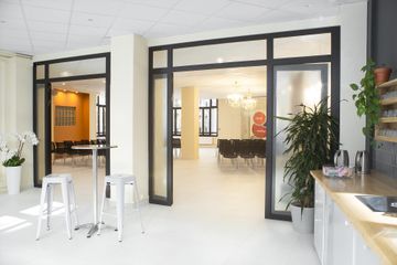 Paris  Business center Salle Cavaillon image 2