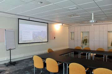 Almere Klantafspraak Bedrijvencentrum Vijverzaal image 2