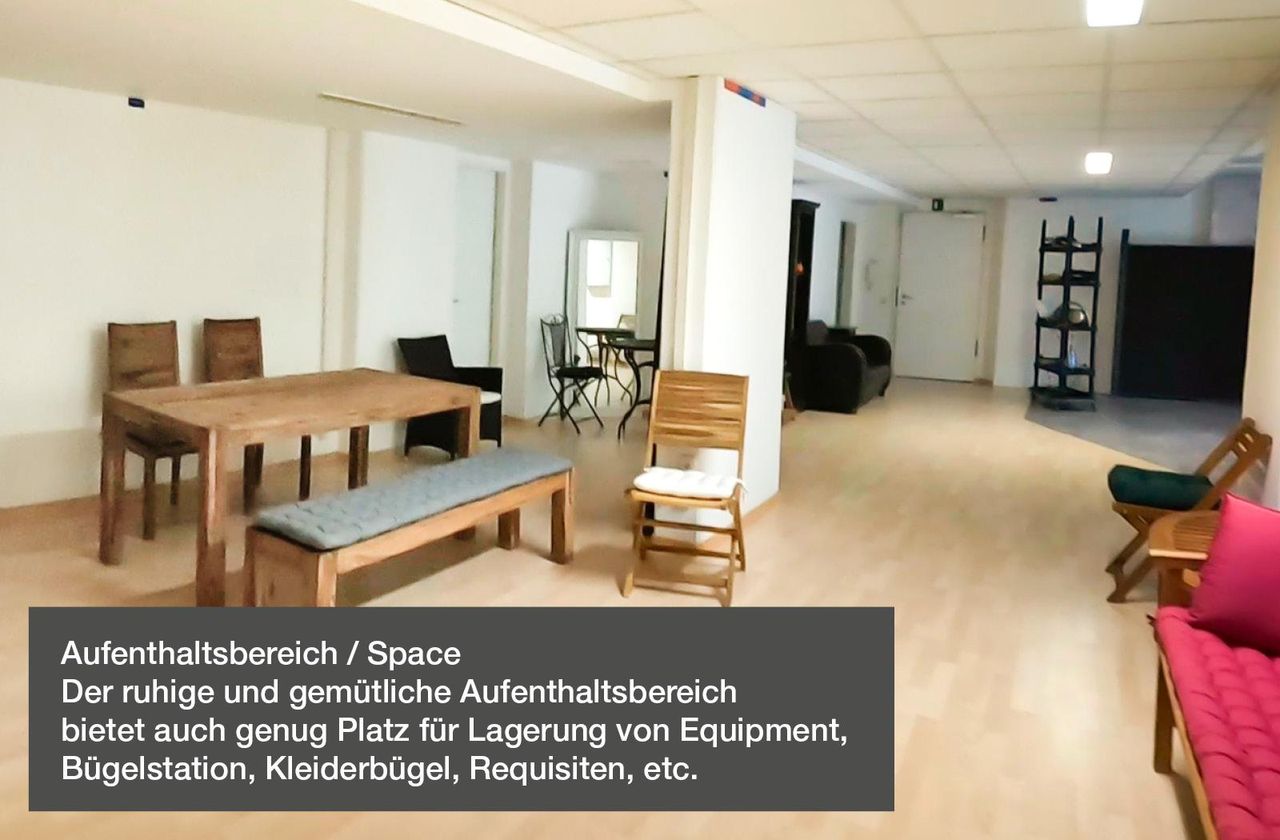 Munich  Photostudio Studio #1 / Hohlkehle L-Form für Foto / Video | das modul / München image 10
