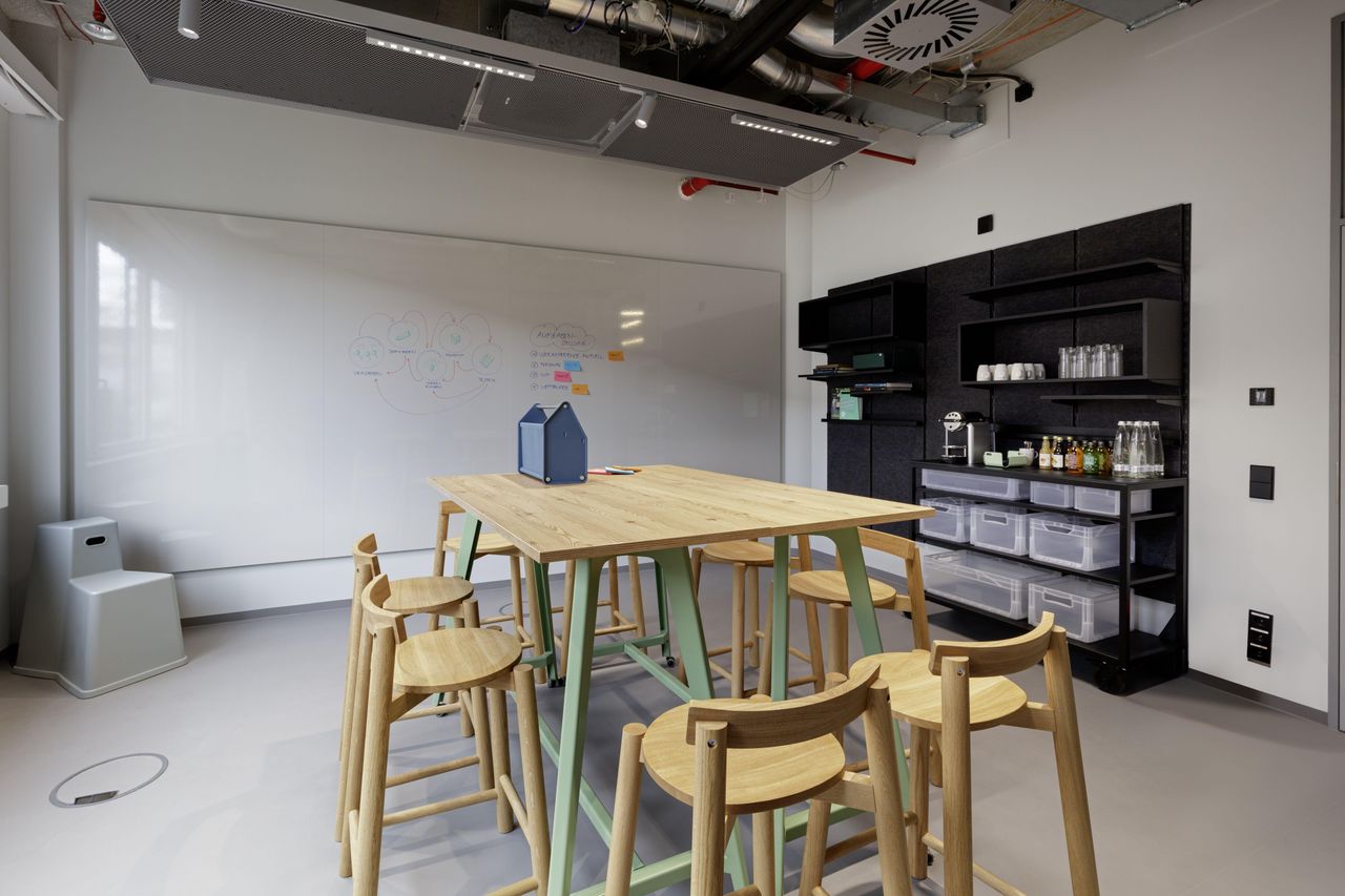 München  Meetingraum Create Room 2 image 0