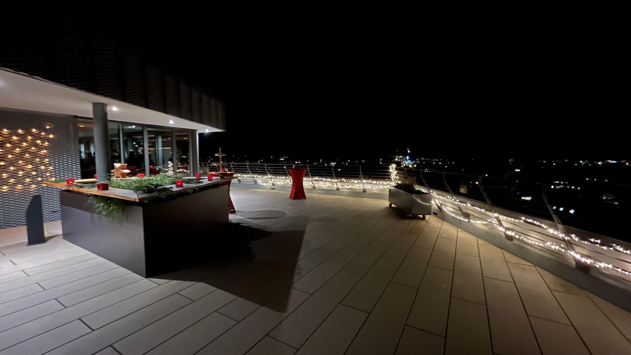 Tübingen  Meetingräume SKYBAR - Dachterrasse Westspitze image 6