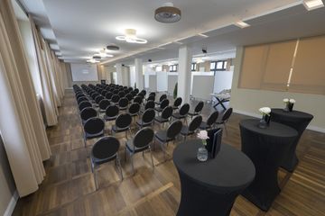 Berlin  Corporate event space Enjoy on Ground image 2