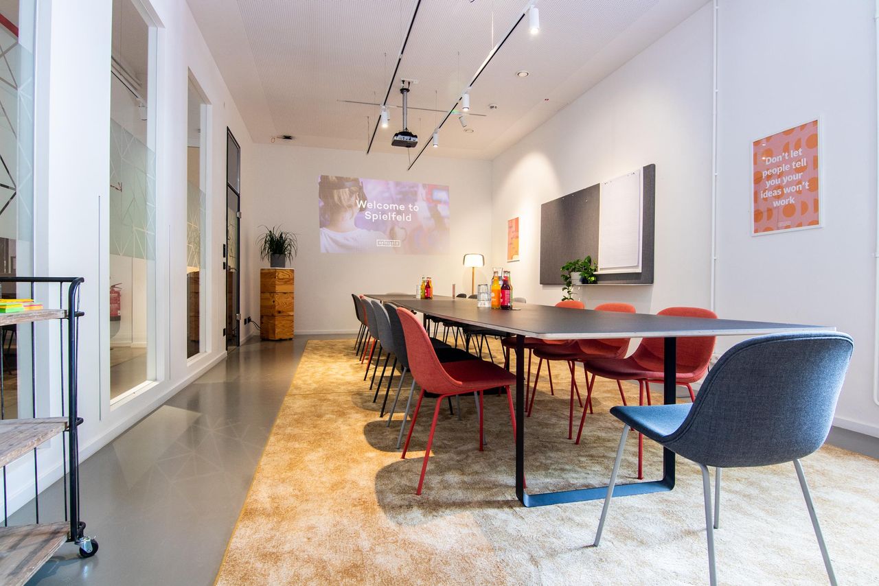 Berlin Kreatives Meeting  Olimpico image 3